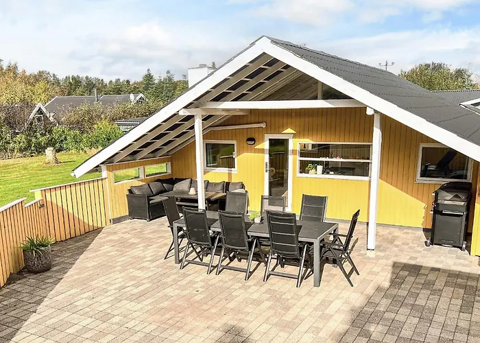 6 Person In Vaeggerlose Bøtø By